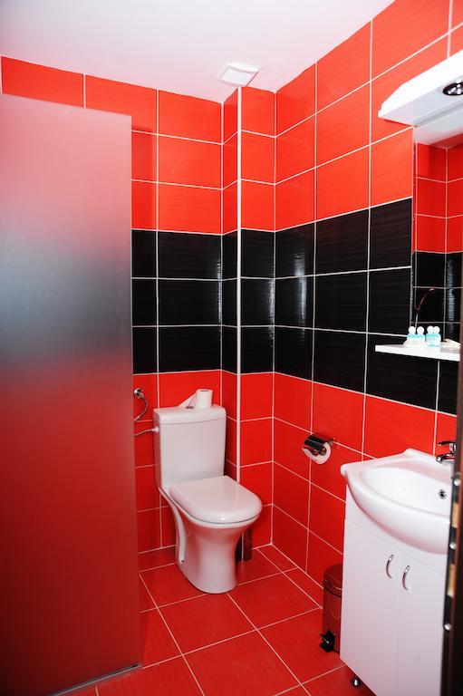 Garni Hotel Crystal Ice Ni 객실 사진