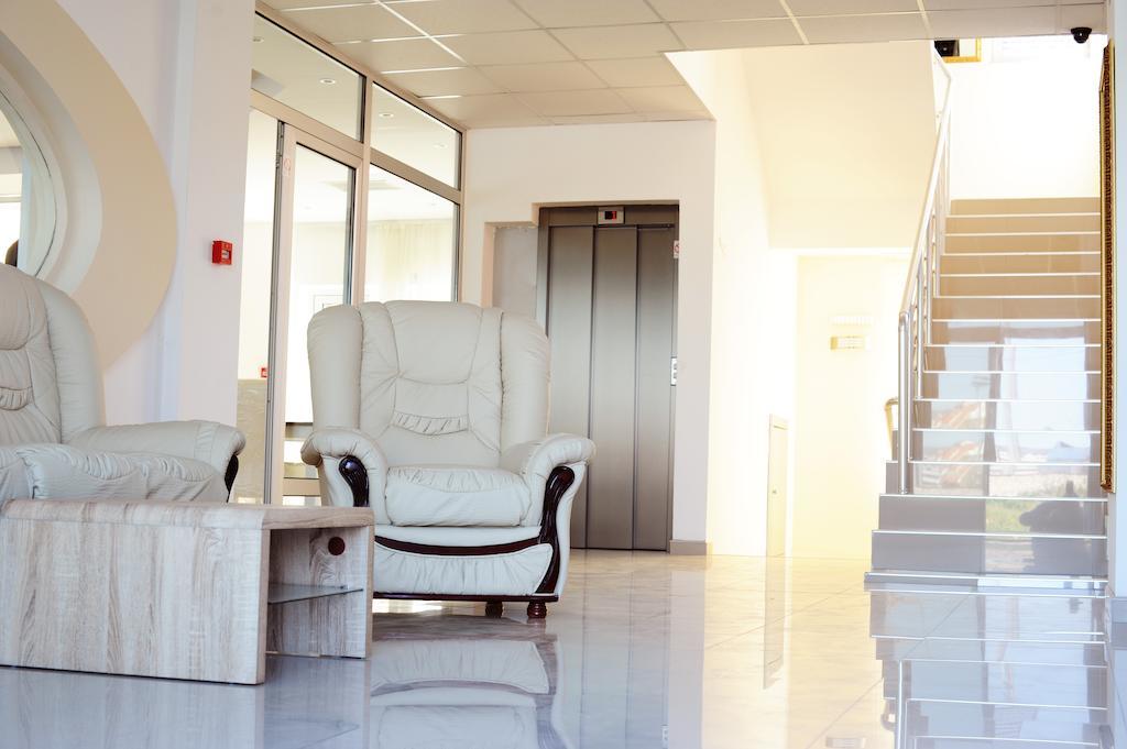 Garni Hotel Crystal Ice Ni 외부 사진